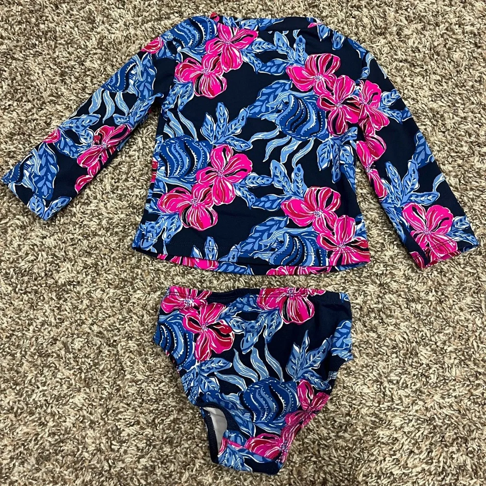 Lilly Pulitzer 2T swimsuit rashguard 2 piece - Picture 2 of 11